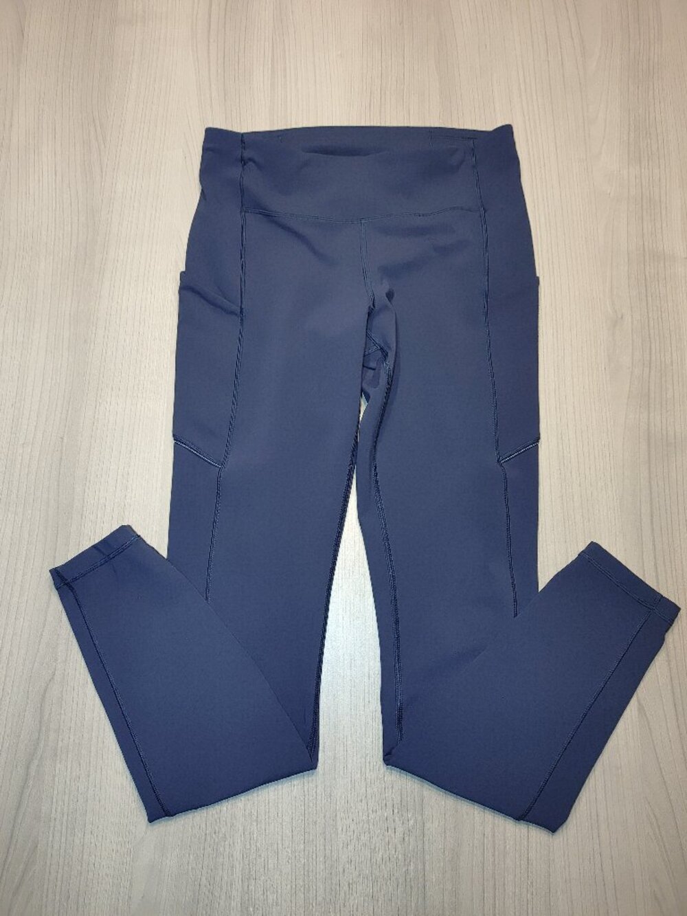 Women's Lululemon Speed Up Tight *Full-On Luxtreme 28" 6 - Picture 2 of 10